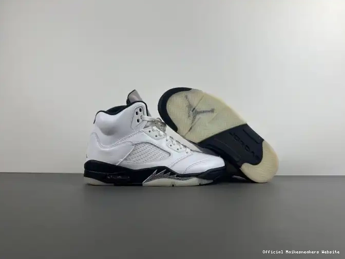 Official Maikesneakers AIR RETRO DD0587-110 BLACK' 'WHITE JORDAN 5 0607